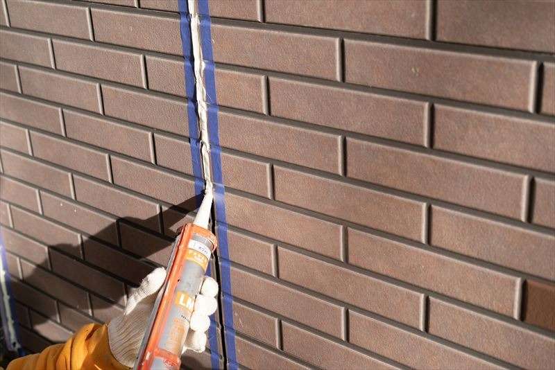 コーキングの打ち替えと打ち増しの違いは？